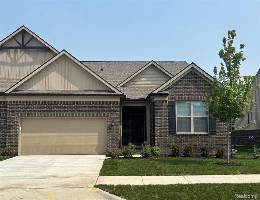 813 Kelpie Drive, Pittsfield Township, MI 48108 Main Photo