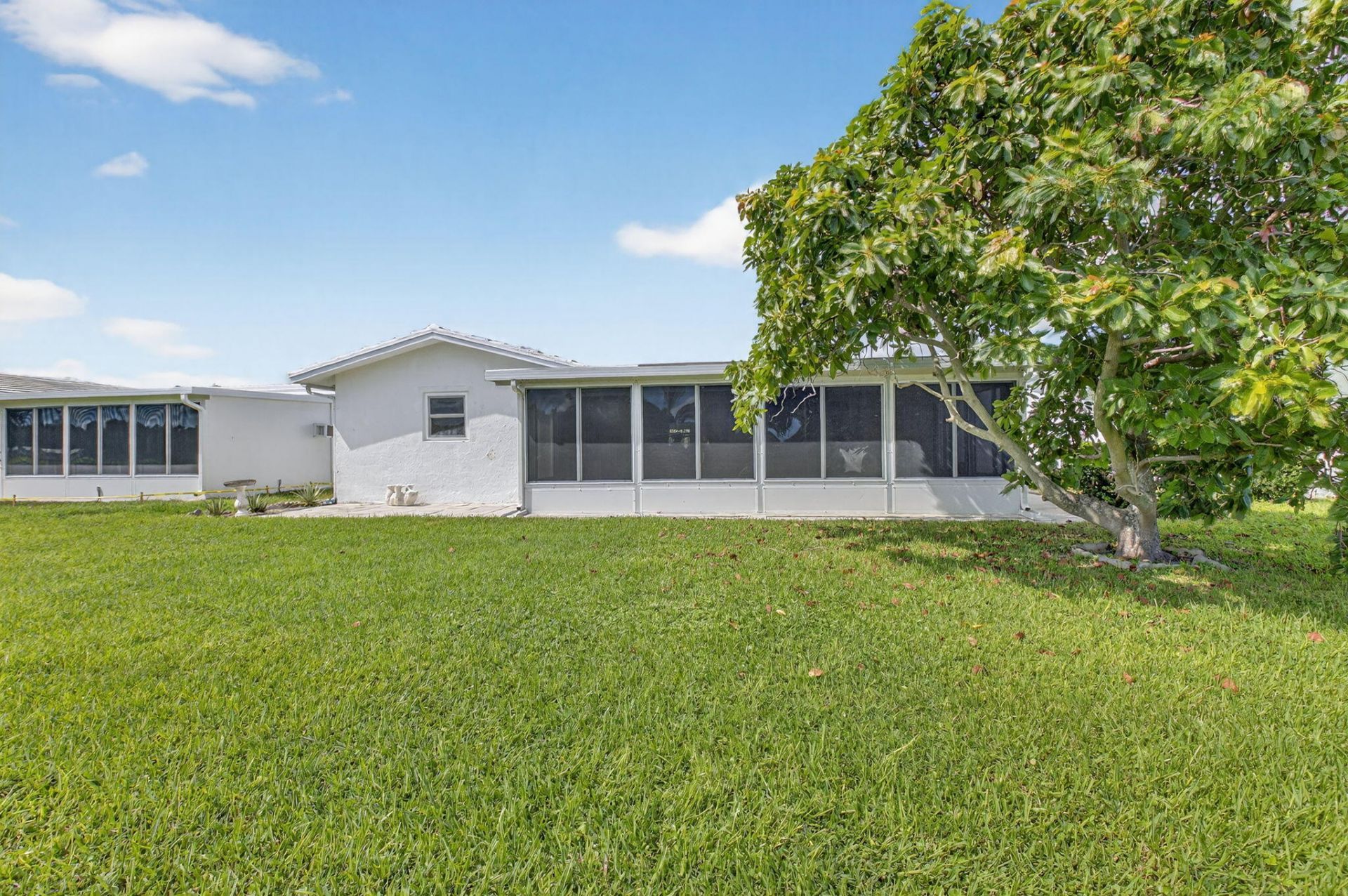 1704 SW 16th Street, Boynton Beach, FL 33426 Photo