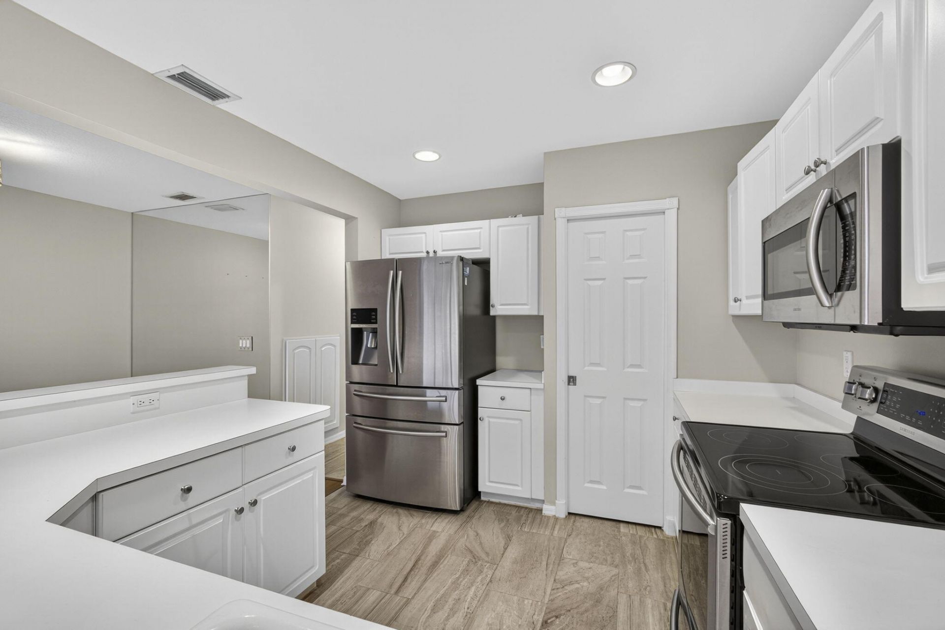 10129 N Military Trail, Palm Beach Gardens, FL 33410 Photo