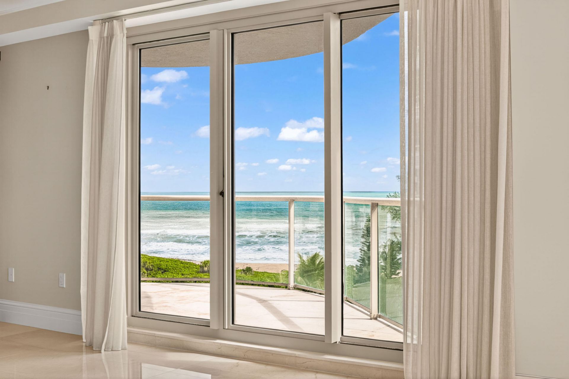 3920 N Ocean Drive, Unit 7a, Singer Island, FL 33404 Photo