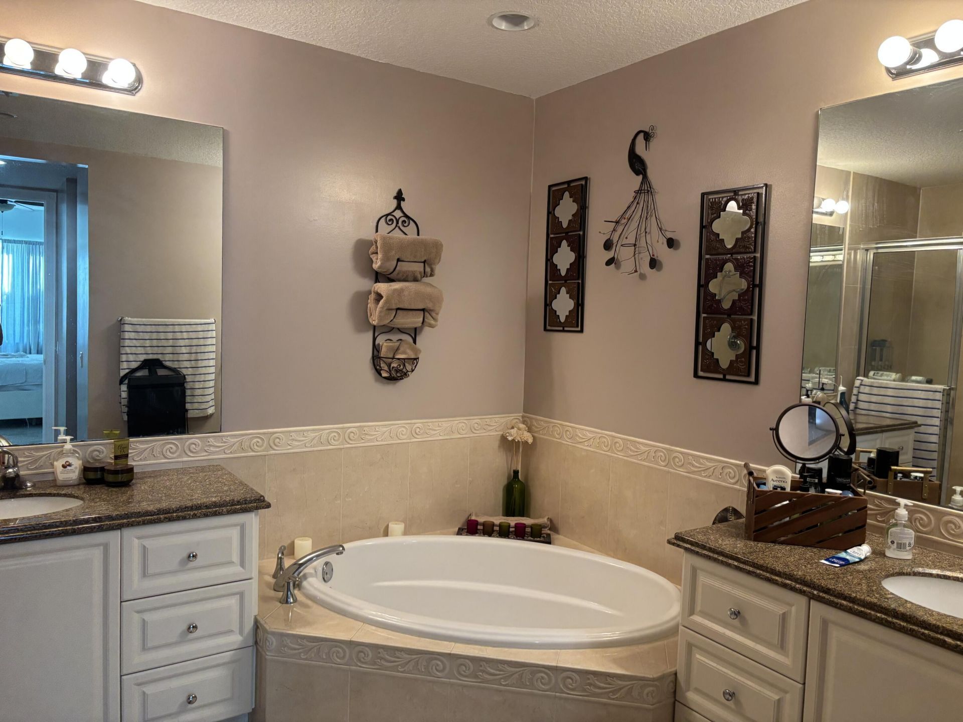 37 Harbour Isle Drive E, Unit 101, Fort Pierce, FL 34949 Photo