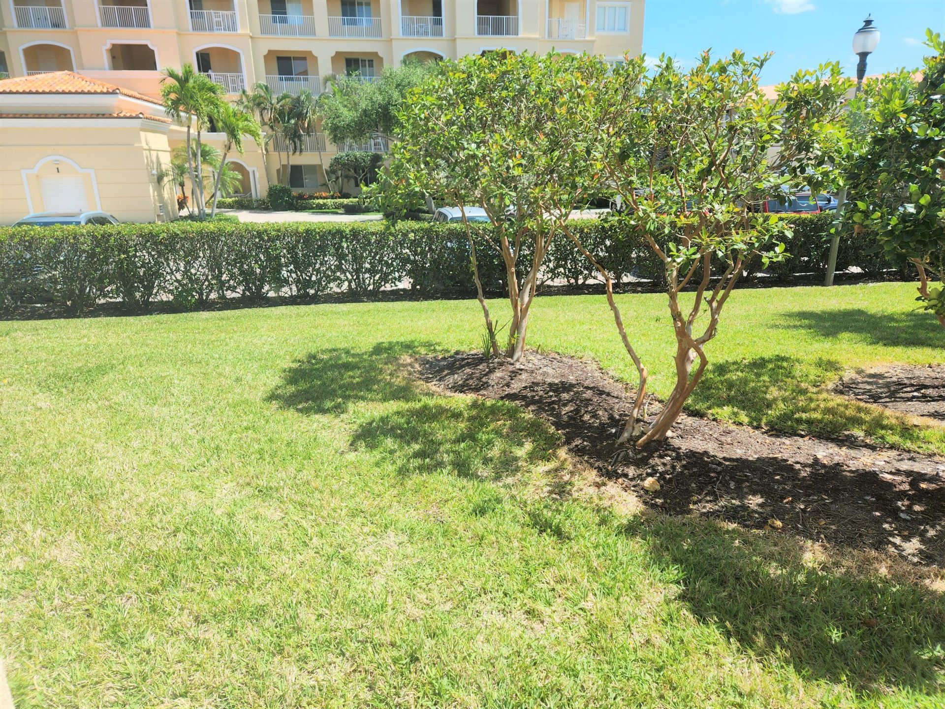 37 Harbour Isle Drive E, Unit 101, Fort Pierce, FL 34949 Photo