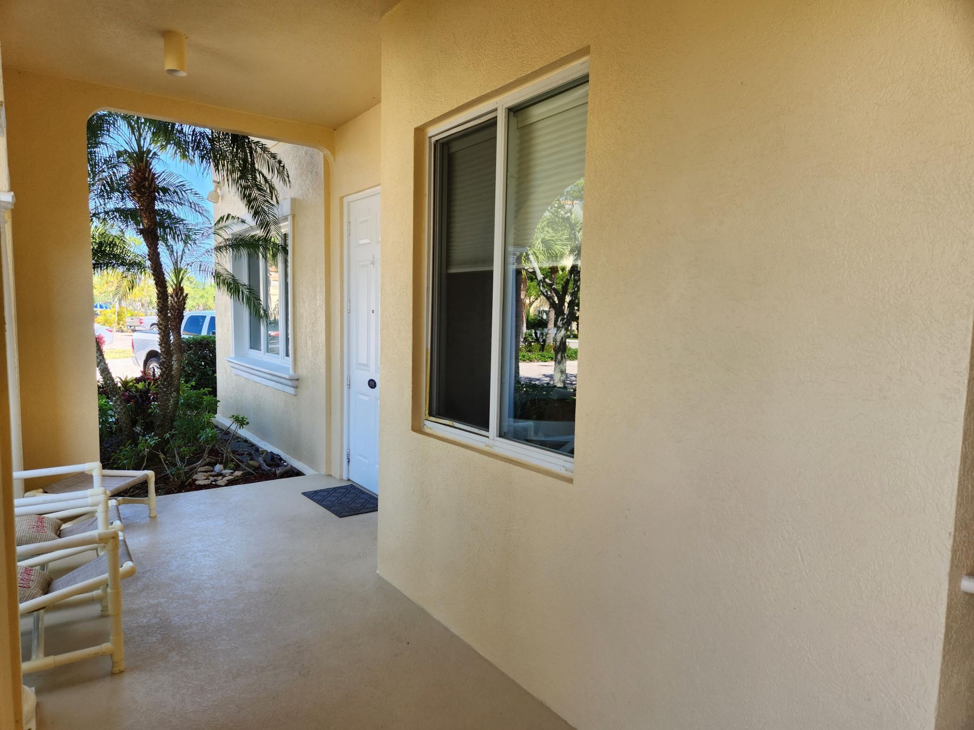 37 Harbour Isle Drive E, Unit 101, Fort Pierce, FL 34949 Photo