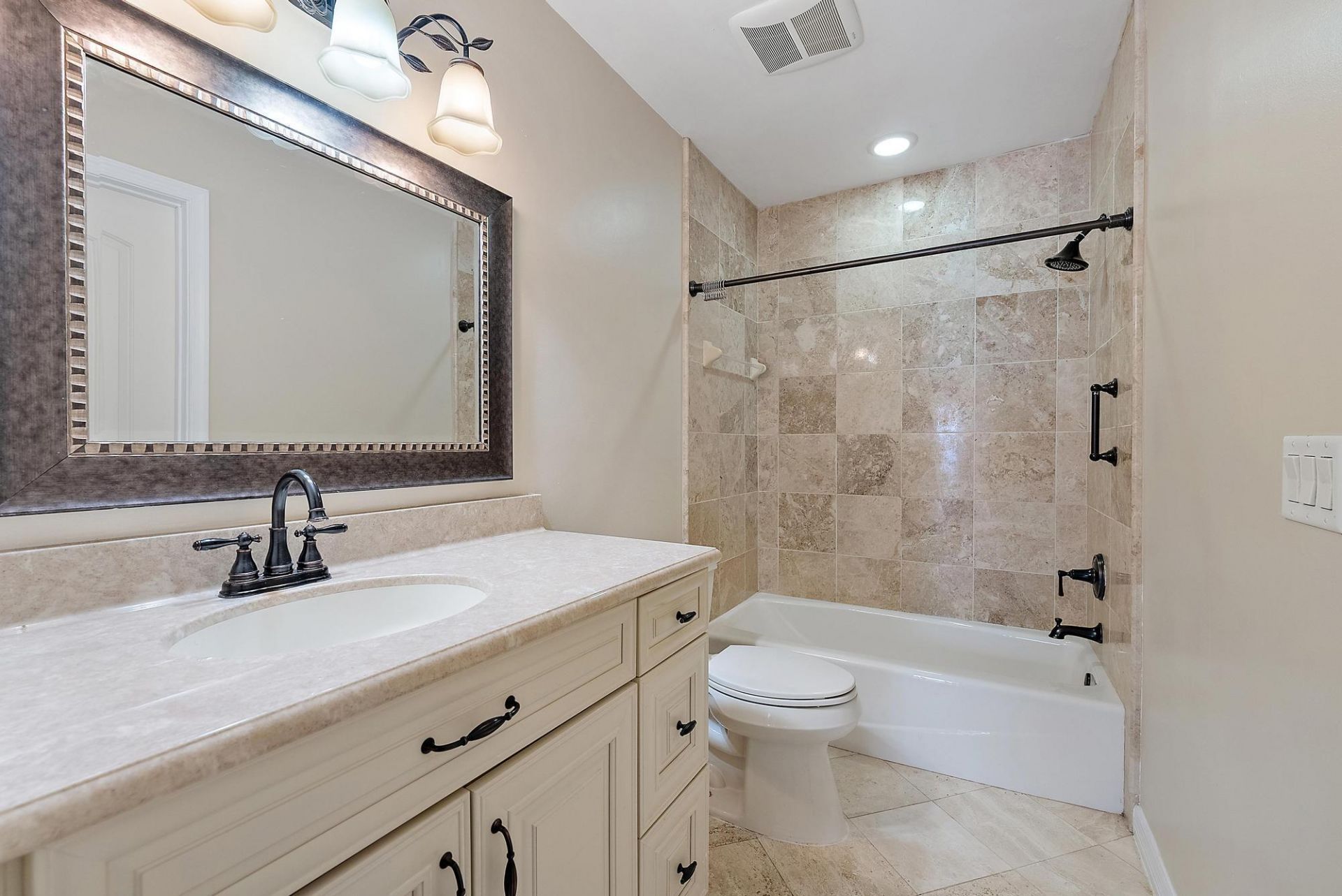 6642 S Pine Court, Palm Beach Gardens, FL 33418 Photo