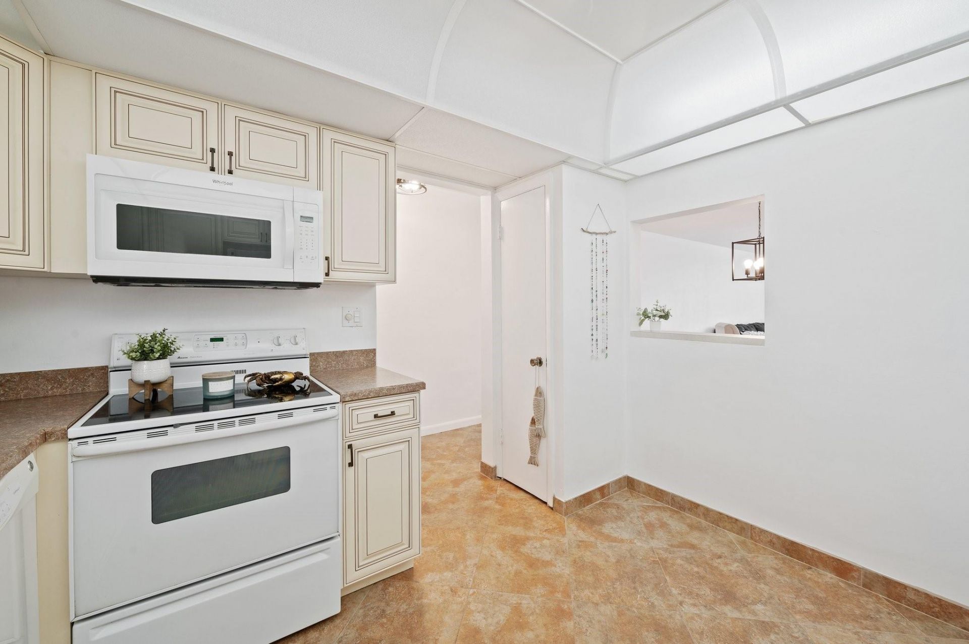 1050 Hillsboro Mile, Unit 203w, Hillsboro Beach, FL 33062 Photo