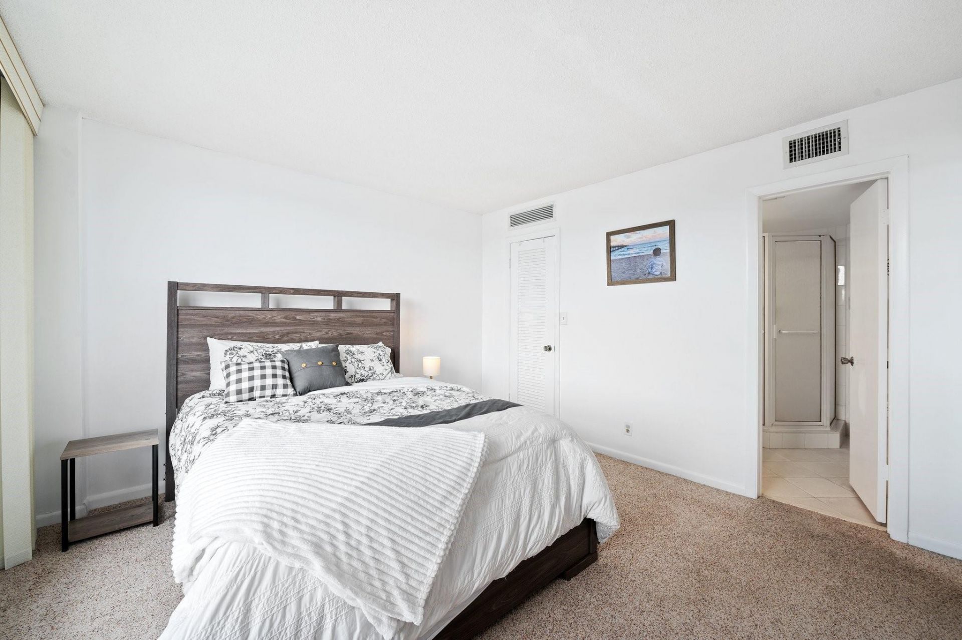 1050 Hillsboro Mile, Unit 203w, Hillsboro Beach, FL 33062 Photo