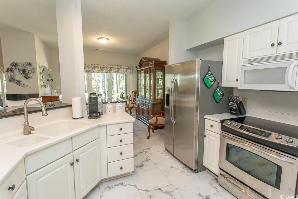 1802 Spinnaker Dr. Photo 5