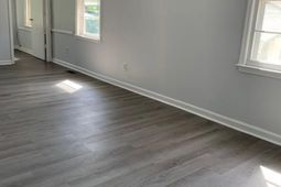 105 S Merriman Rd. photo 4