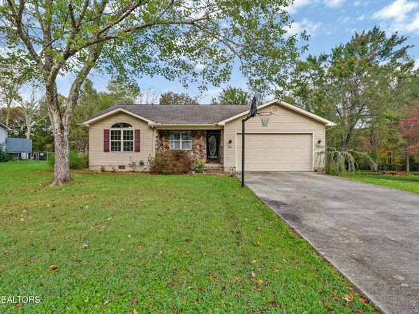 239 Golden Brook Drive, Crossville, TN 38555