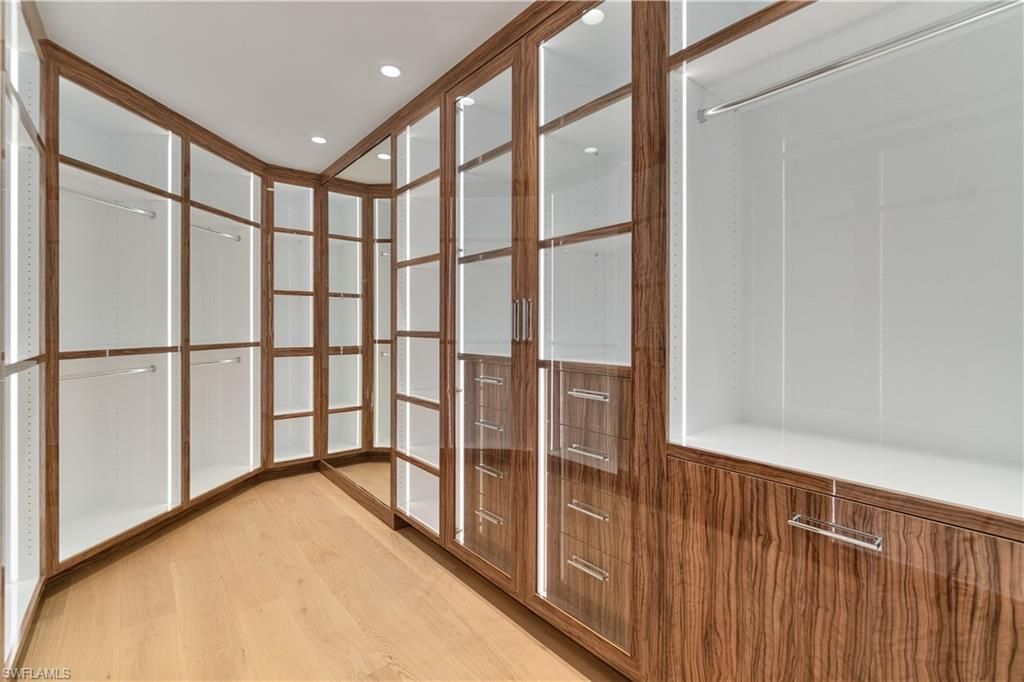 4021 Gulf Shore Blvd N, Unit 14, Naples, FL 34103 Photo