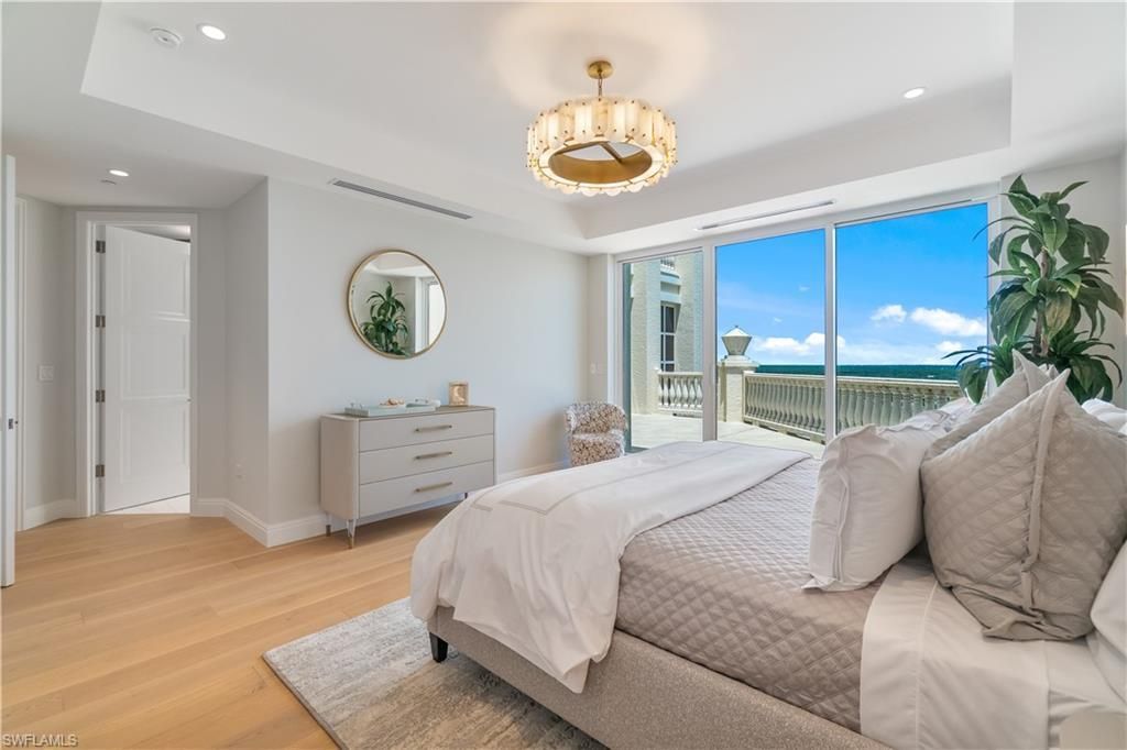 4021 Gulf Shore Blvd N, Unit 14, Naples, FL 34103 Photo