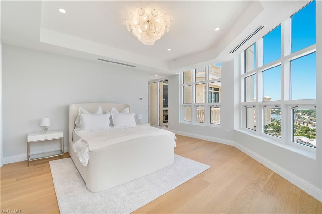 4021 Gulf Shore Blvd N, Unit 14, Naples, FL 34103 Photo