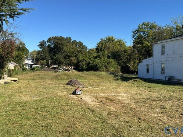 2031-2033 Ferndale Avenue , Hopewell, VA 23803