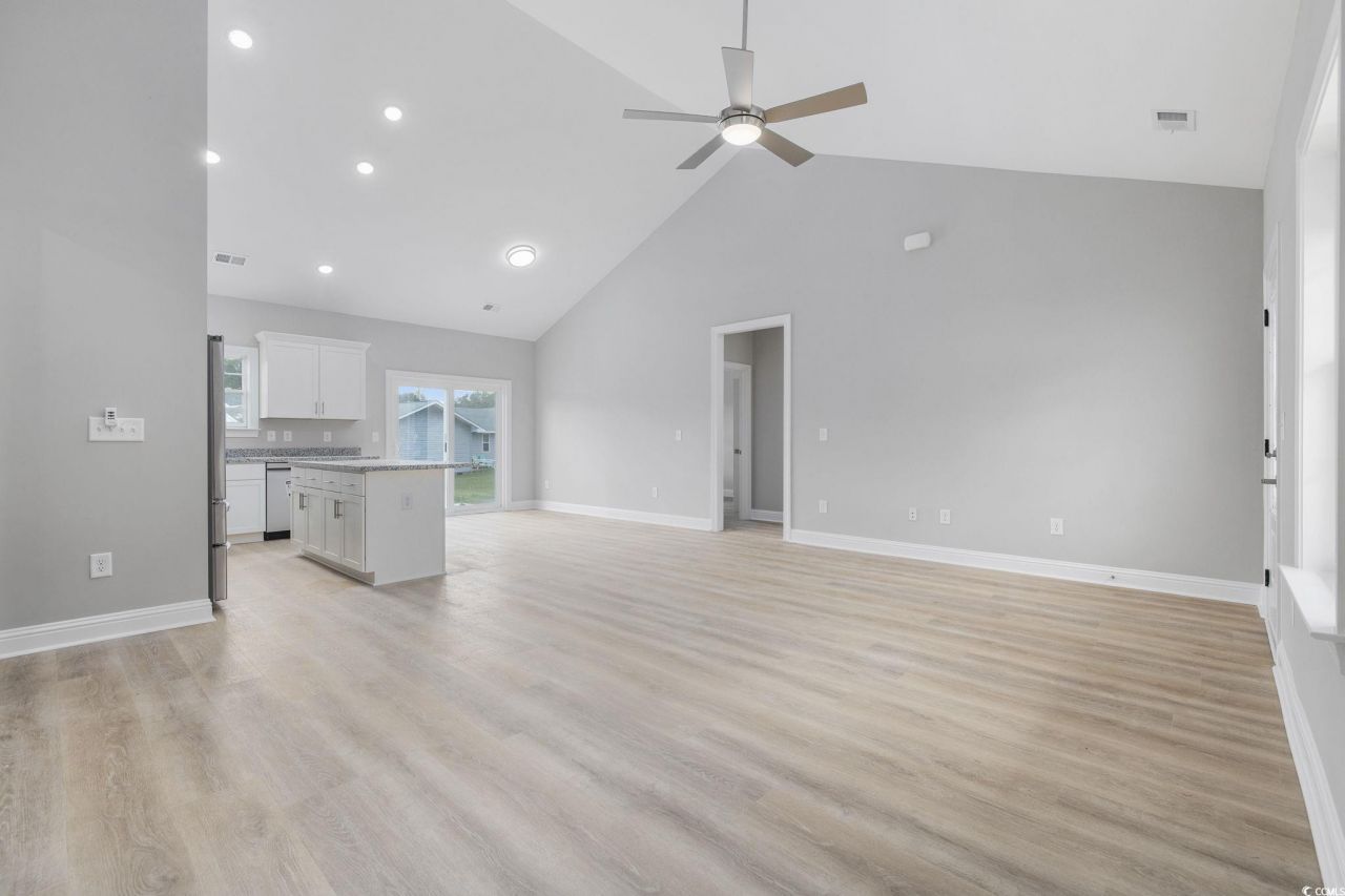 1904 Blue Bird Rd. Photo 8