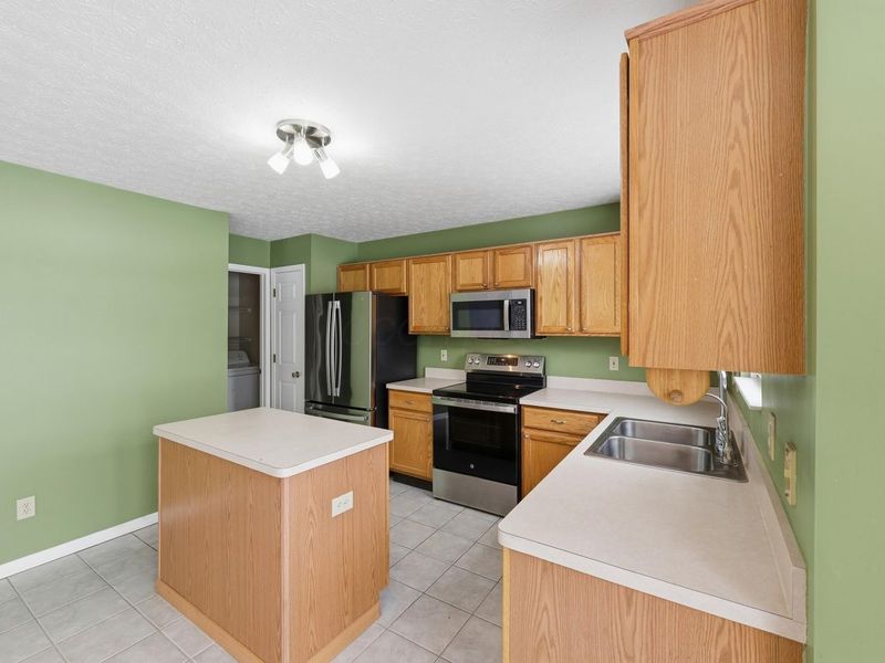 451 Bent Tree Drive, Marysville, OH 43040 Photo 10