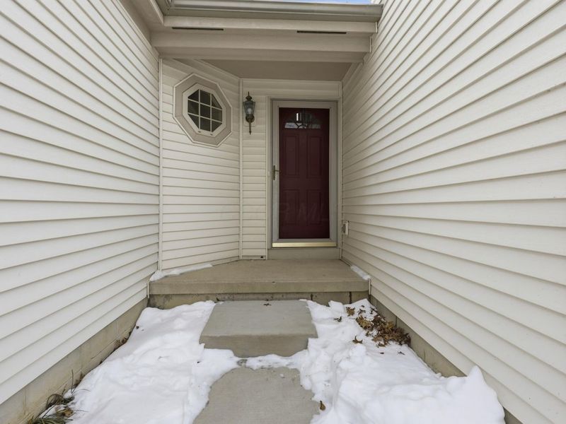 451 Bent Tree Drive, Marysville, OH 43040 Photo 3