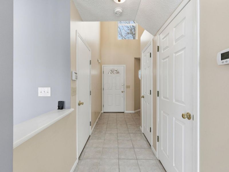 451 Bent Tree Drive, Marysville, OH 43040 Photo 5