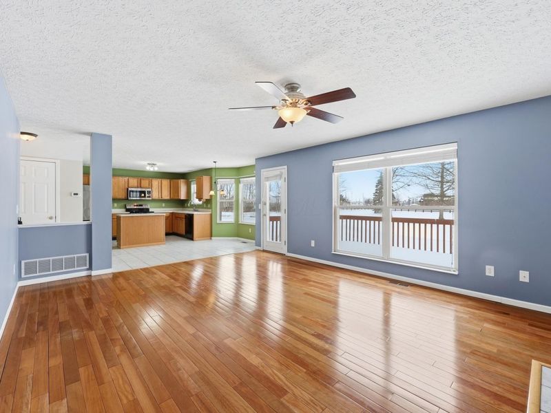 451 Bent Tree Drive, Marysville, OH 43040 Photo 7