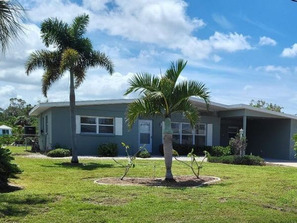 828 BLUE HERON BOULEVARD, RUSKIN, FL 33570