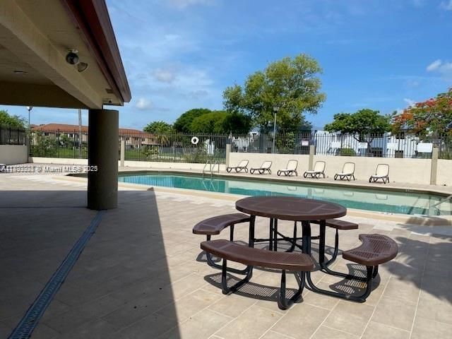 6275 SW 130th Ave, Unit 807, Miami, FL 33183 Photo