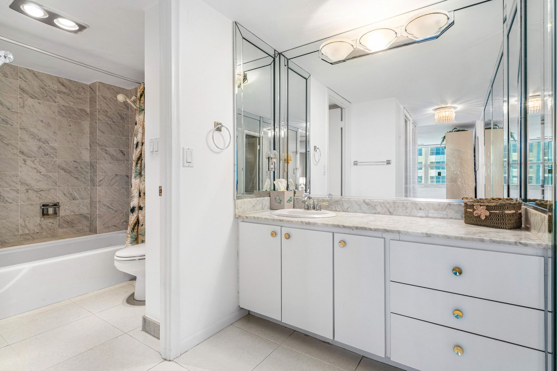 1147 Hillsboro Mile, Unit 701, Hillsboro Beach, FL 33062 Photo