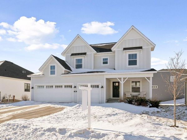 146 Maple Terrace, Waconia, MN 55387