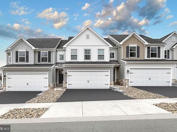 2135 HAMPDEN COURT, Unit LOT 19, ENOLA, PA 17025