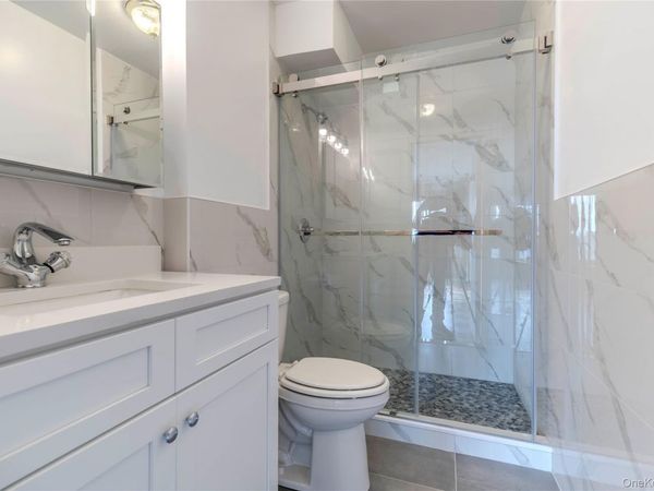 166-25 Powells Cove Boulevard, Unit 10G, Whitestone, NY 11357