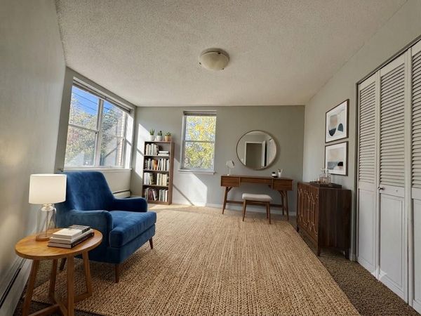 3150 Excelsior Boulevard, Unit 211, Minneapolis, MN 55416