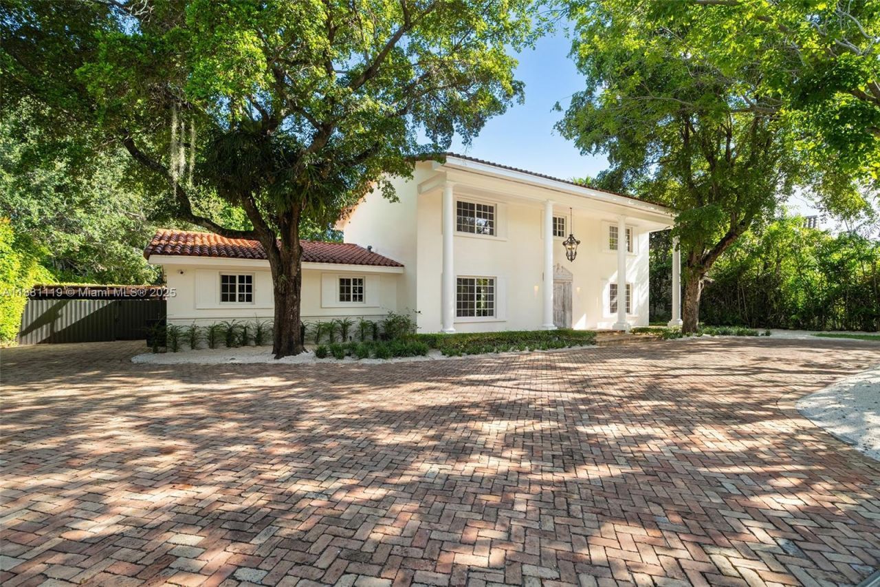 575 Bay Point Rd, Miami, FL 33137 Photo