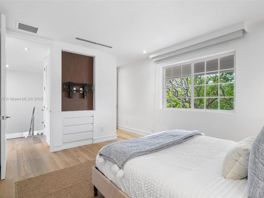 Property Image 66