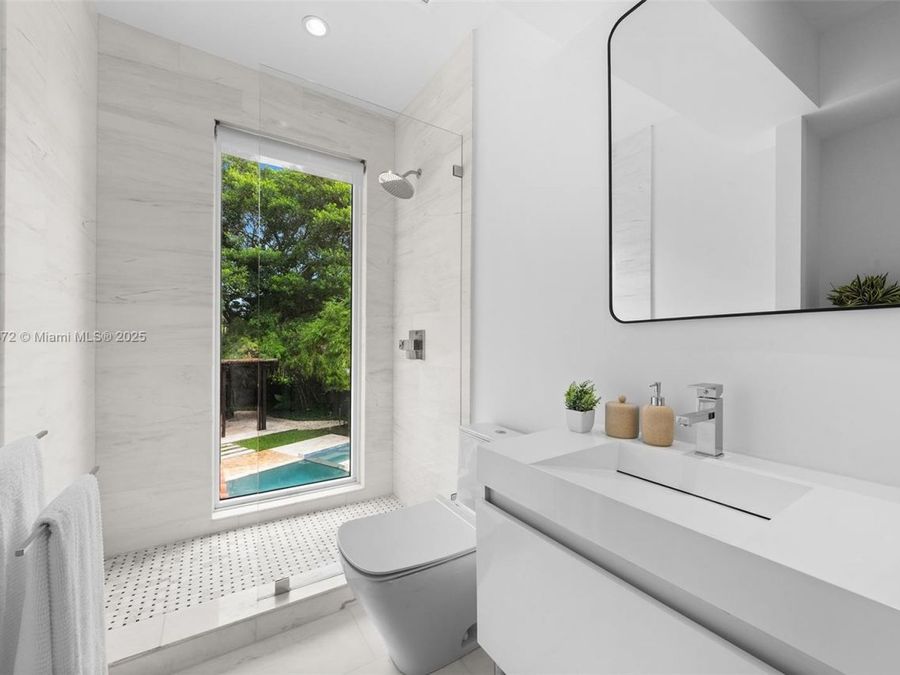 Property Image 73