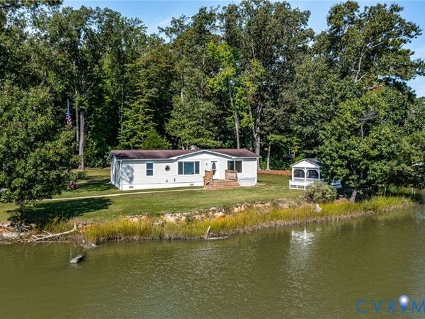 529 Morattico Creek Road, Farnham, VA 22460