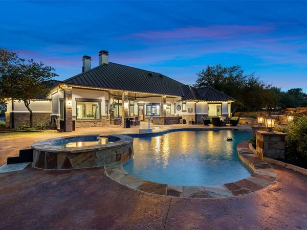 2700 County Road 282 RD, Leander, TX 78641