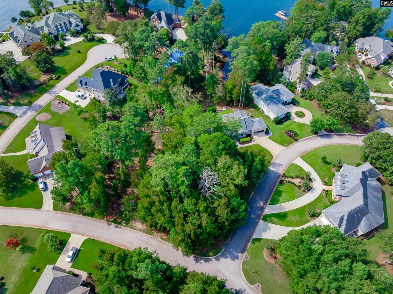 338 Lake Estate Drive Photo 6