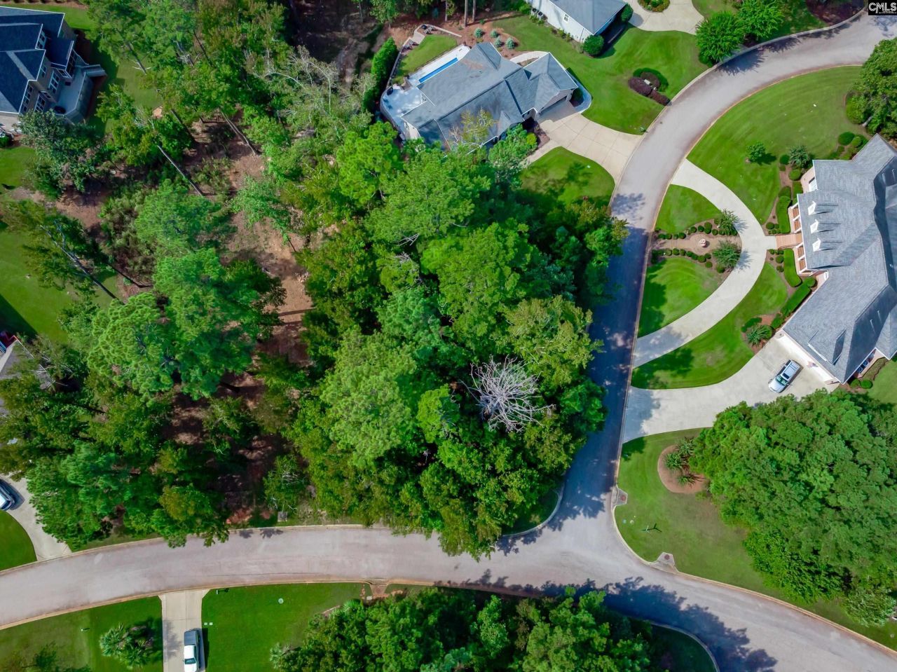 338 Lake Estate Drive Photo 7