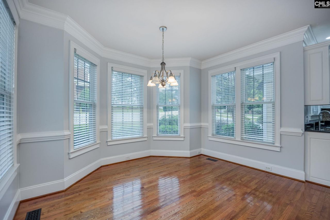 200 Longfield Lane Photo 13