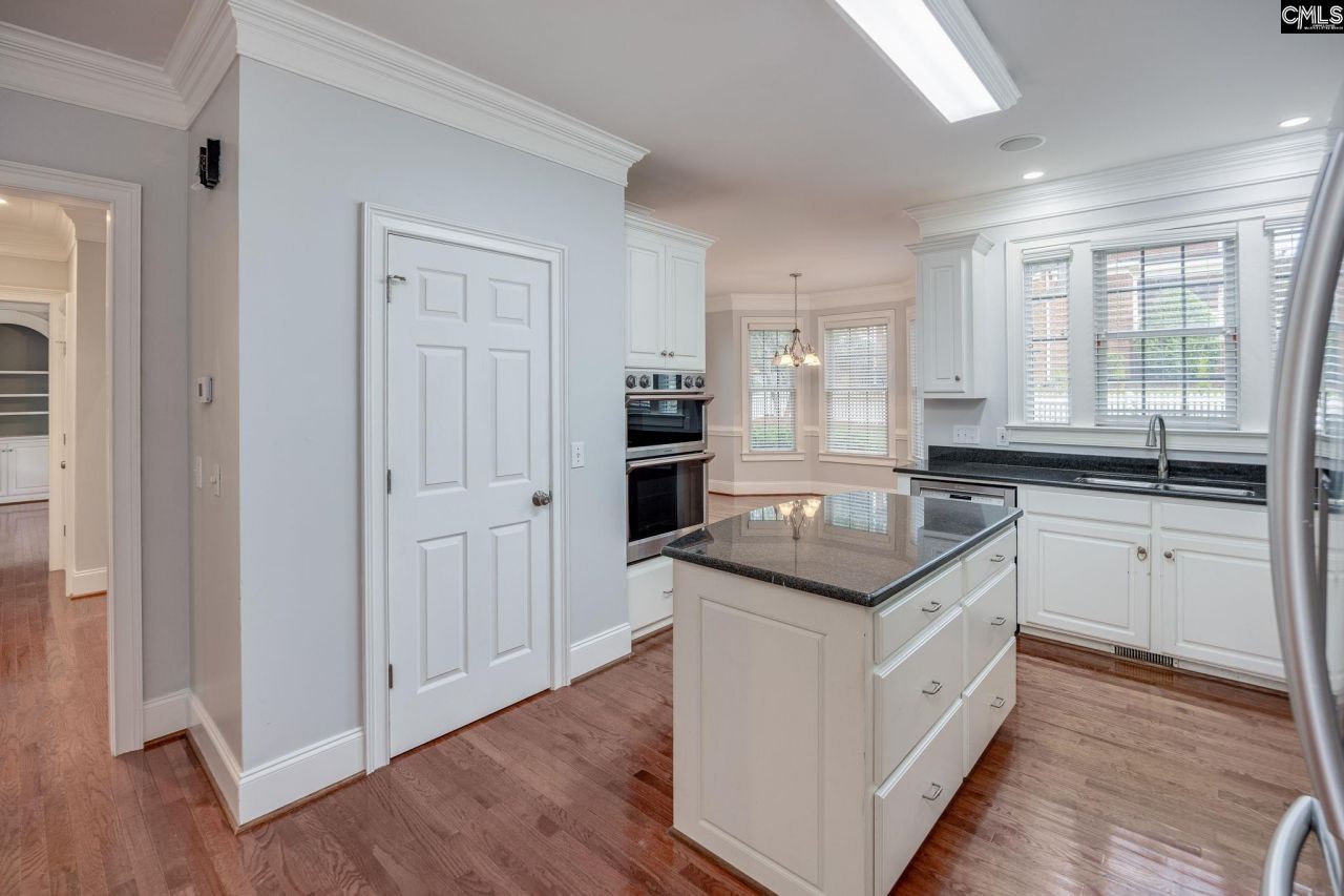 200 Longfield Lane Photo 17