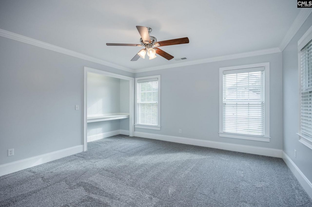 200 Longfield Lane Photo 33