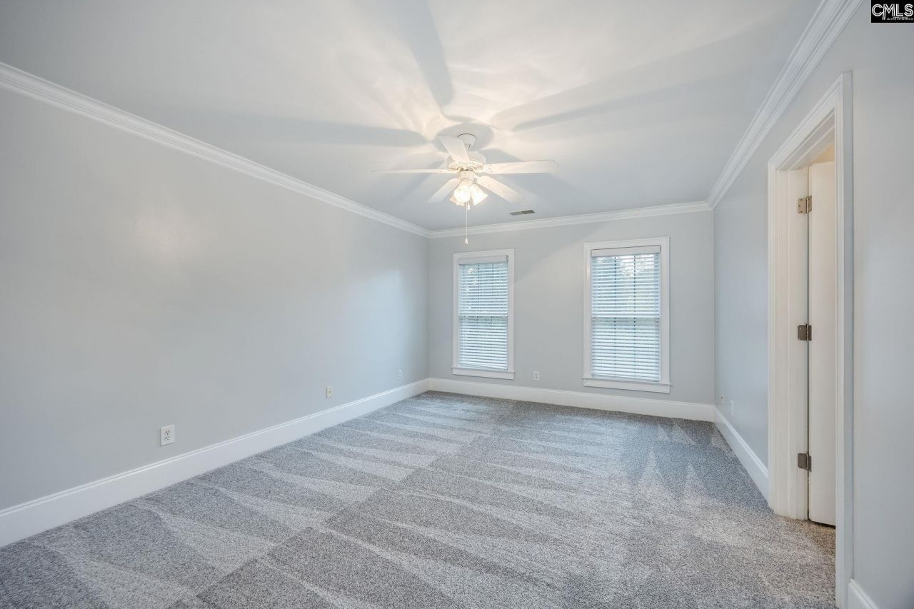 200 Longfield Lane Photo 36