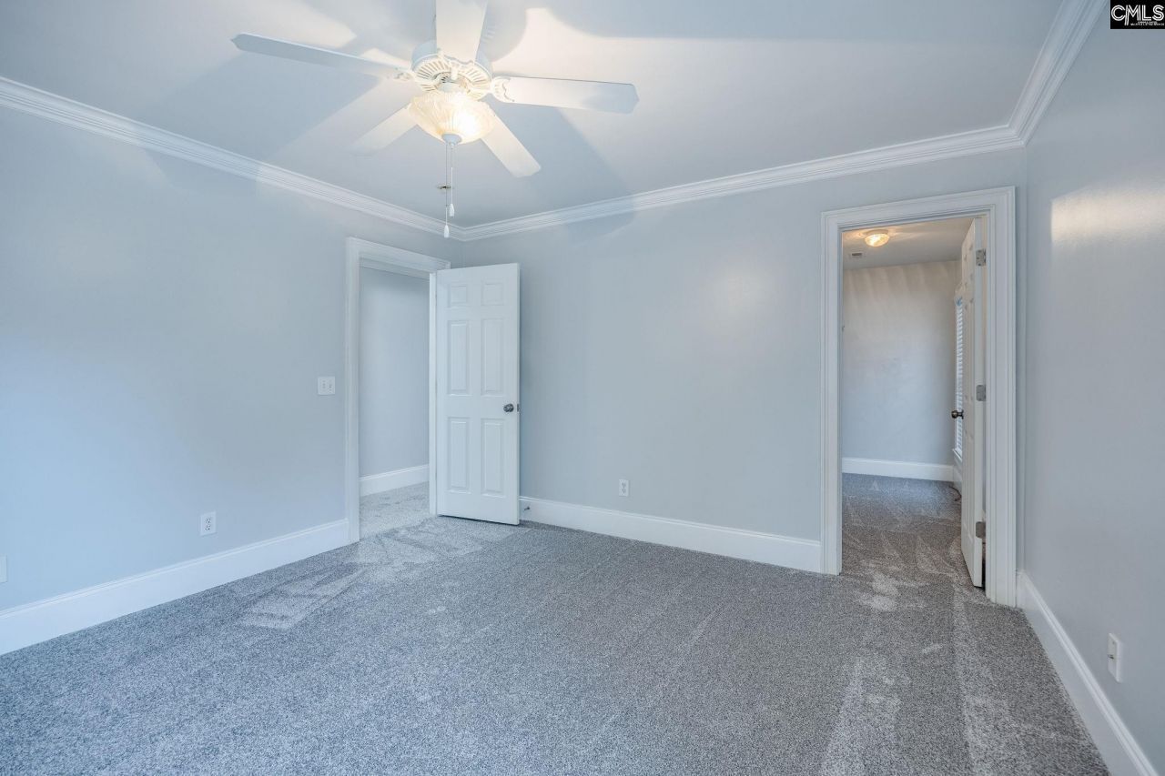 200 Longfield Lane Photo 42