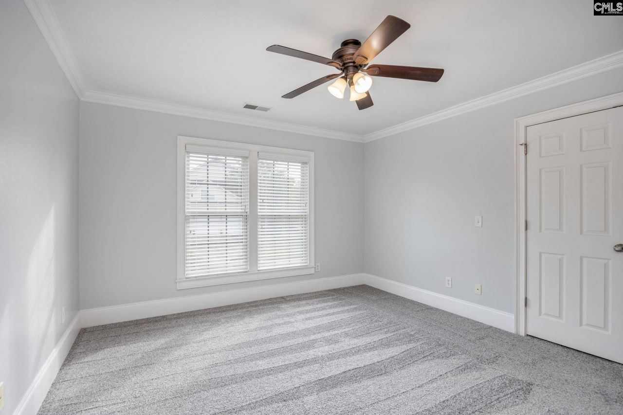 200 Longfield Lane Photo 45