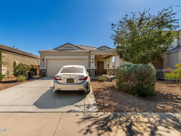 29235 W CLARENDON Avenue, Buckeye, AZ 85396