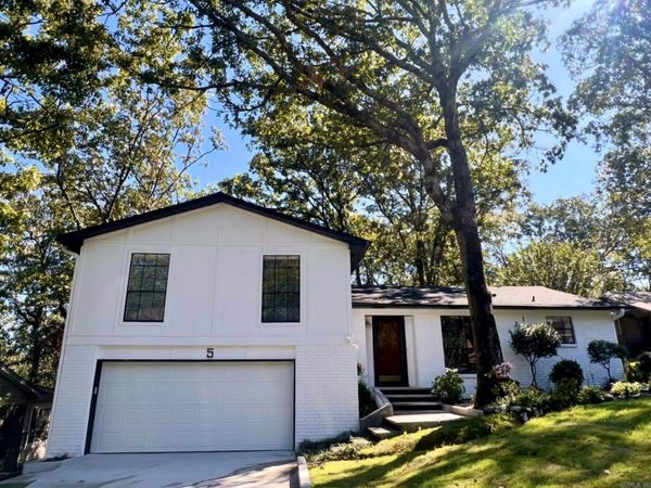 5 Coral Court, Little Rock, AR 72212