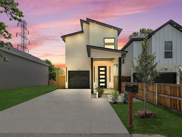 420 N Moore Street, Dallas, TX 75203