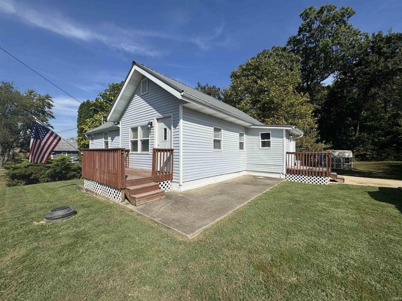 1119 S First Street, Dugger, IN 47848 Main Photo