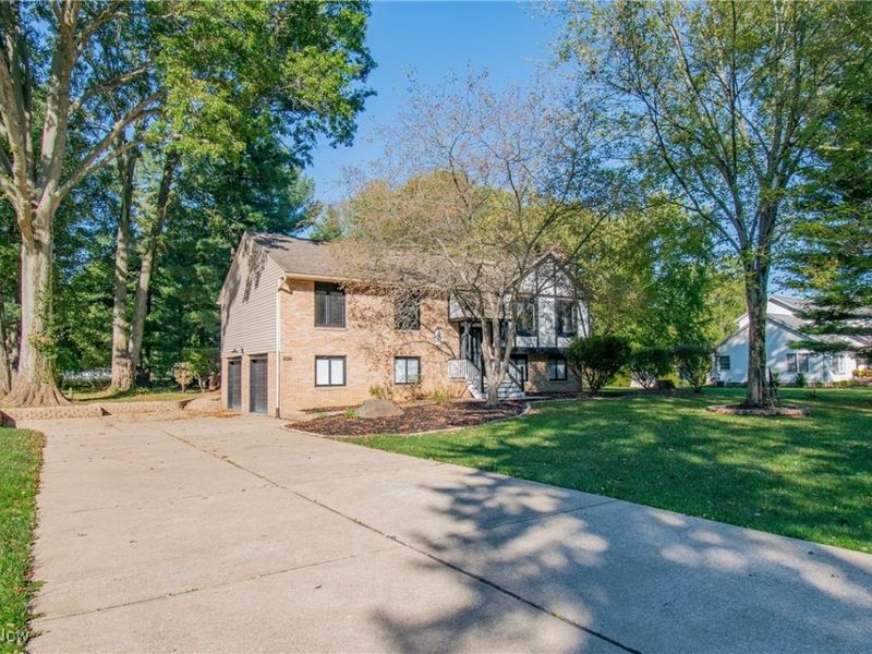 6519 Lorraine Avenue NW, Massillon, OH 44646 Photo 2