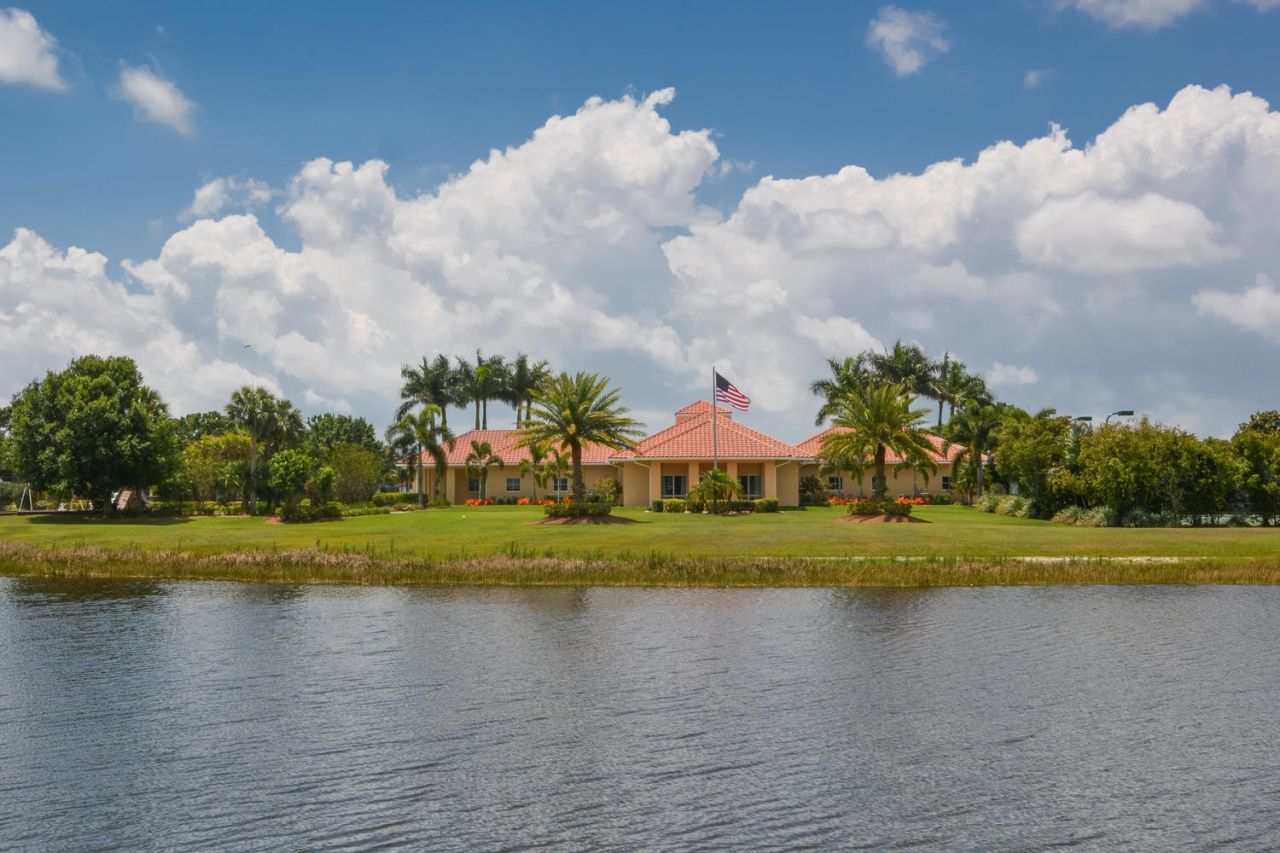 653 SW Munjack Cove, Port Saint Lucie, FL 34986 Photo