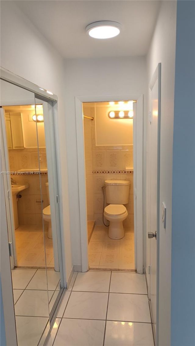 245 18th St, Unit 703, Miami Beach, FL 33139 Photo