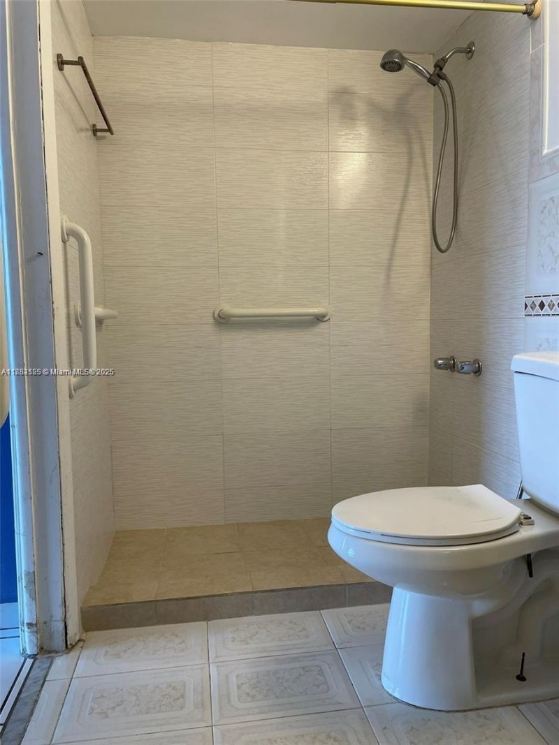 245 18th St, Unit 703, Miami Beach, FL 33139 Photo